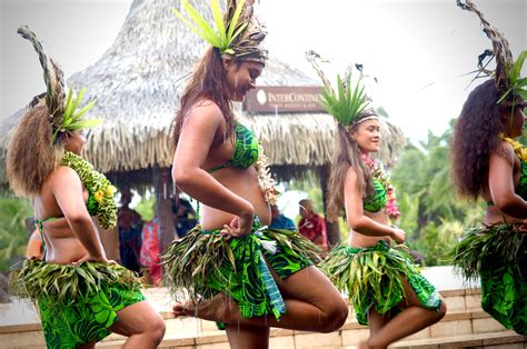 How to Experience Tahitian Culture - Entire Travel Group