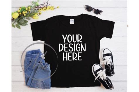 1 Mockup For Svg Product T-shirt Mockup Designs & Graphics