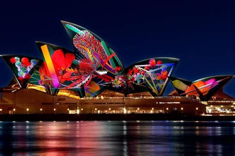 Behind-the-Scenes at Sydney VIVID Festival: Sydney Opera House Tour 2023