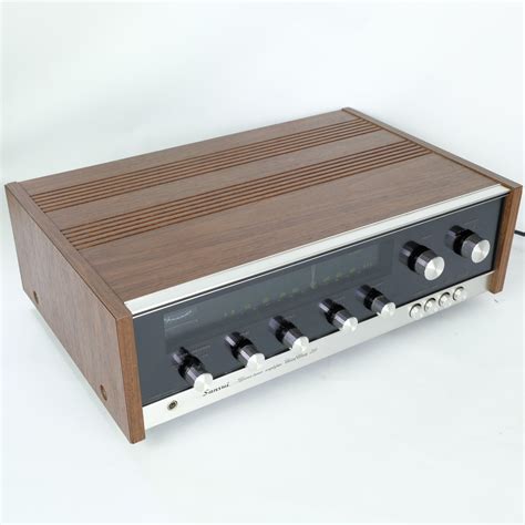 Sansui 310 Stereo Receiver - Function In Form