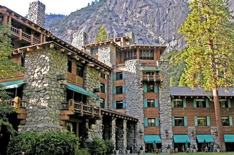 Hotel, Kalifornien: Yosemite Park: Majestic Yosemite Hotel | CANUSA