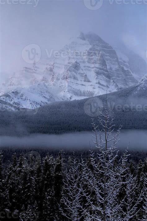 Rocky Mountains in Winter 6032382 Stock Photo at Vecteezy