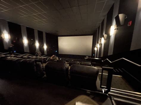 Adult-Only Cineplex VIP Cinemas Opens at The Amazing Brentwood