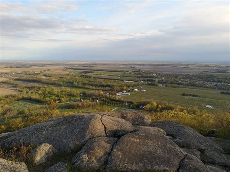 Mountains to start hiking A List of Beginners mountains in Quebec