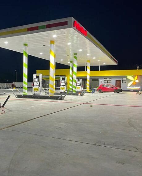 Gas station canopy lighting | ZGSM Lighting