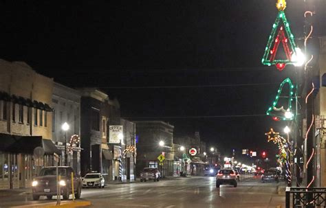 Jamestown Downtown Association purchases new holiday decorations, sign ...