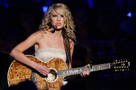 Photos: Taylor Swift Over the Years | Time