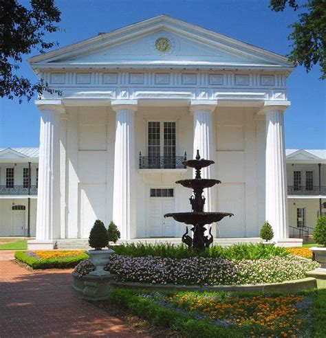 Tour America's History: Old State House Museum: Civil War Battle Flag Collection