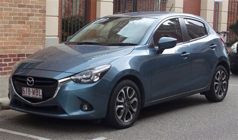 Mazda Mazda2 Hatchback Photos and Specs. Photo: Mazda Mazda2 Hatchback best specifications and ...