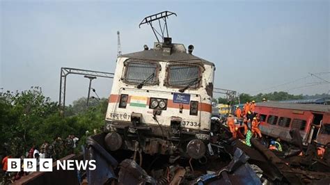 India train accident: Modi vows punishments over deadly Odisha crash - BBC News