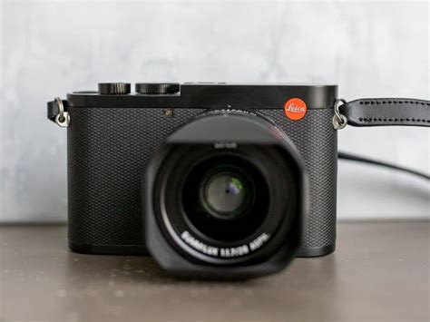 Leica Q2 Review - Portraits Refined