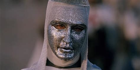 Why Does King Baldwin Wear a Mask in Kingdom of Heaven?