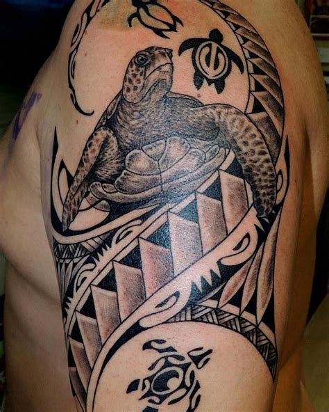 Full Tribal Turtle Tattoo On Hand #Hawaiiantattoos | Tribal turtle tattoos, Turtle tattoo ...