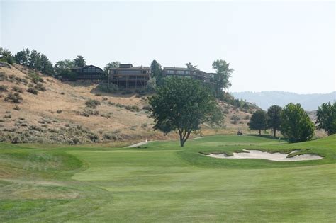 Photographs | GolfCourseGurus