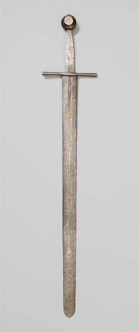 14th century German sword. Kunsthistorisches Museum Wien, Hofjagd- und ...