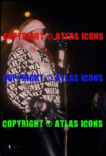 GUNS N ROSES LIVE 1987 1988 NZ 172.jpg | Atlas Icons