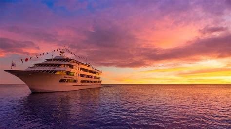 Honolulu Sunset Dinner Cruise