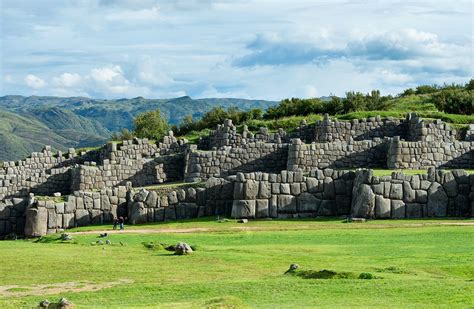 Sacsayhuaman:秘鲁库斯科的堡垒-雨林邮轮华体会国际华体会介绍 - hth官网注册