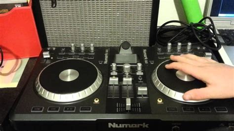 Review of the Numark IDJ3 - YouTube