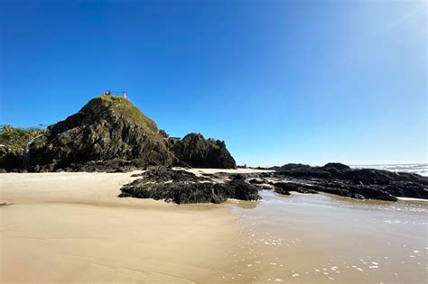 Currumbin Beach and Elephant Rock - Brisbane Kids