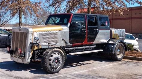 This Mysterious Big-Rig Pickup Is Made of Jeep and Mitsubishi Parts and It's Downright Scary