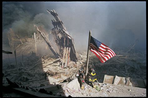 A Lesser-Known Photo of an Iconic 9/11 Moment Brings Shades of Gray to ...