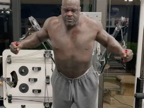 Shaquille O'Neal Says He Finally Has Abs Thanks to Low-Carb Diet