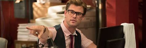 Ghostbusters Video Unveils New Chris Hemsworth Footage