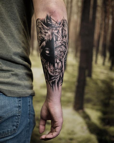 Realistic/Geometric Wolf on Forearm- Instagram @MichaelBalesArt by ...