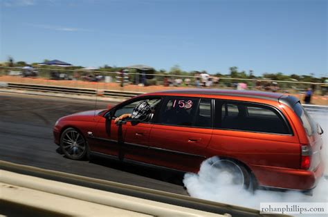 Cars, Cameras & Chronic Illness: Burnout Photo of the Day: Holden VX ...