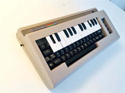 Commodore SFX keyboard for Commodore 64 - Music × Technology Survey