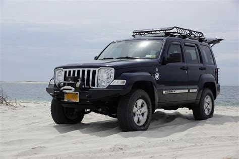 2008 - 2012 Custom Off-Road Jeep Liberty | Jeep liberty sport, Jeep suv, Jeep liberty