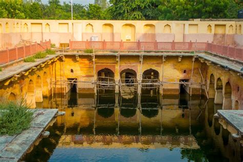 Jaipur, India - September 20, 2017: Old Temple Reflected in the Water, Galta Ji Temple Jaipur ...