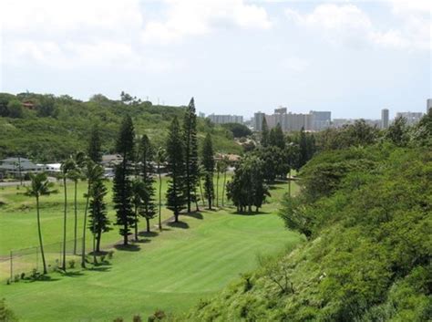 Moanalua Golf Club in Honolulu, HI | Presented by BestOutings