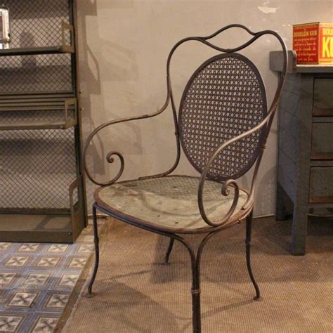 Industrial furniture - Old metal garden chair 30s