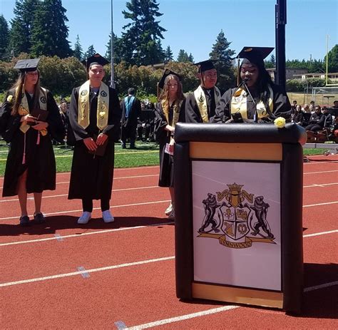 Hats off to the Lynnwood High School Class of 2019! - Lynnwood Times