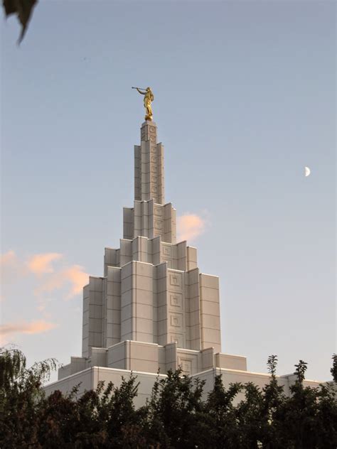 Temples: Idaho - Idaho Falls Temple