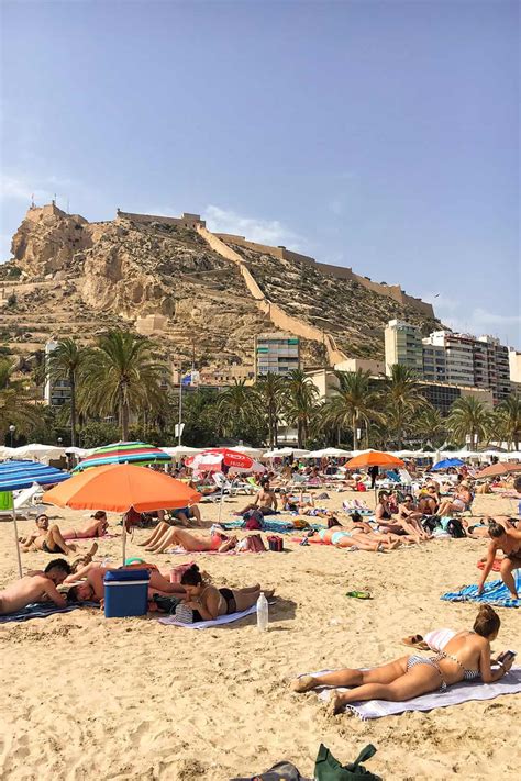 A Photographic Journey through Alicante’s Old Town - Brogan Abroad