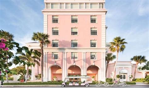 The Colony Hotel - Palm Beach, Florida | Classic Travel