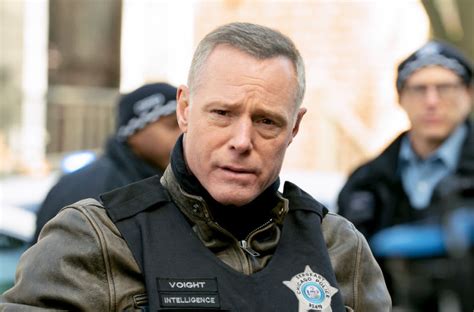 What's next for Hank Voight in Chicago PD season 9?