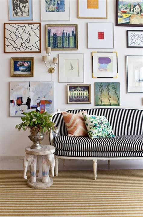 58 Stylish ways to transform ordinary walls into art gallery walls