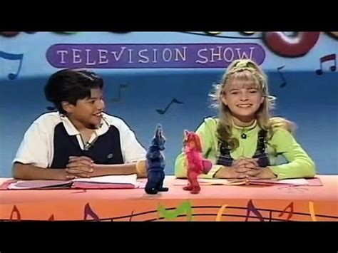 The Kidsongs TV Show Intro (1990s) - YouTube