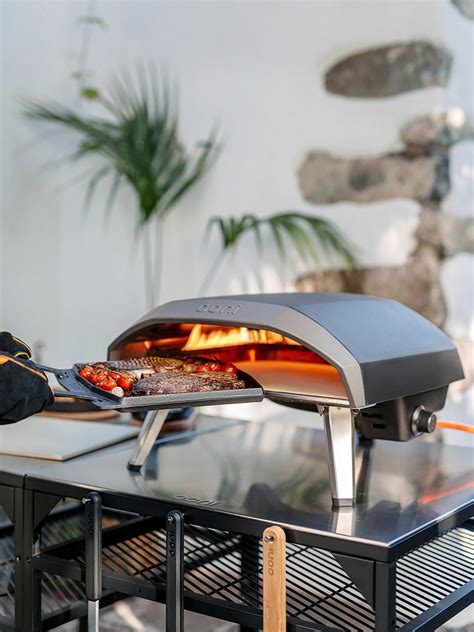 Ooni Koda 16 Gas Powered Pizza Oven | BBQ's | Fenwick
