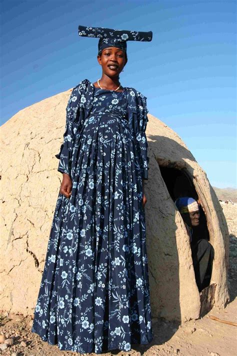 Herero woman #dress | Этнические наряды, Традиционные платья, Танцующая девушка