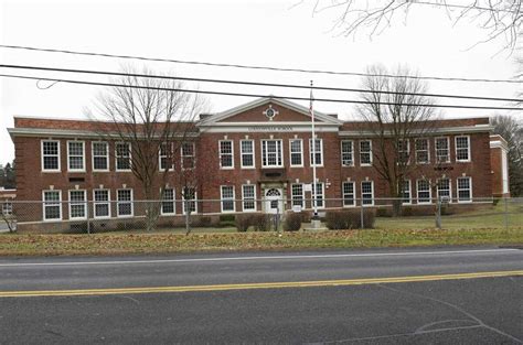 Discovery of forgotten fuel tank halts expansion at North Colonie school