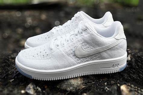 Nike Air Force 1 Flyknit Low White Ice - Preview - Le Site de la Sneaker