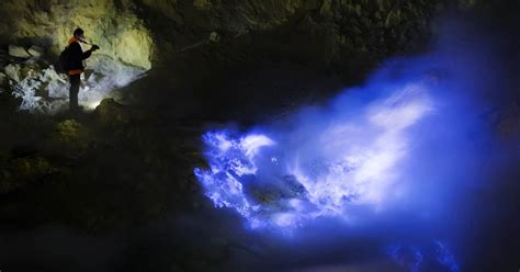 Volcano Spews Blue Fire While Sulfur Miners Work Feet Away | HuffPost