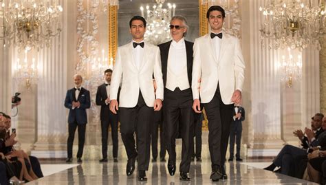 Andrea Bocelli Walks the Stefano Ricci Runway | Stefano ricci, Andrea, Modern suits