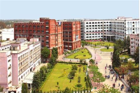 BBDU Lucknow: Admission, Fees, Courses, Placements, Cutoff, Ranking