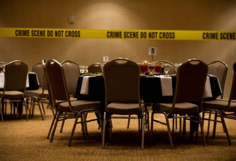 The Dinner Detective Murder Mystery Dinner Show - Worcester, MA